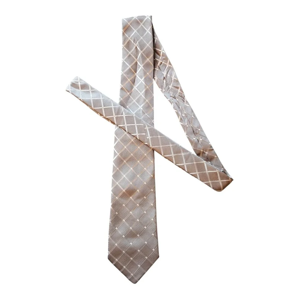 Hisdern Grey Diamond‎ Pattern Tie